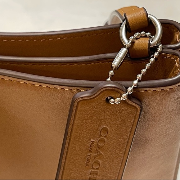 COACH Smooth Leather Light Saddle 10”x 7” Shoulder Bag C0952 - Picture 5 of 9